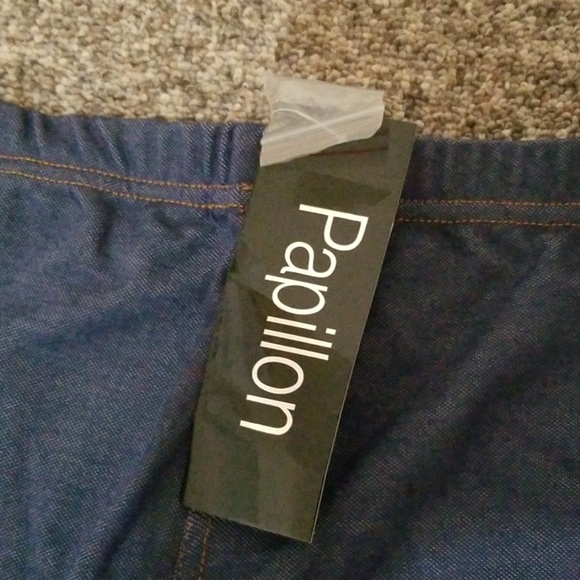 Legging Shorts - Picture 3 of 4